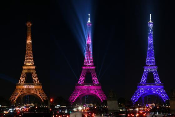 Eiffel Tower Light Show