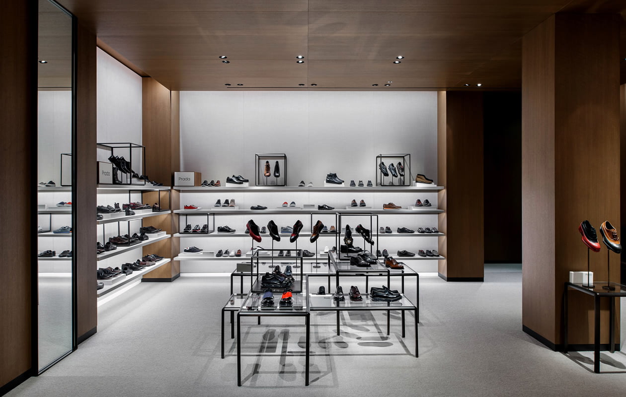 menswear lighting